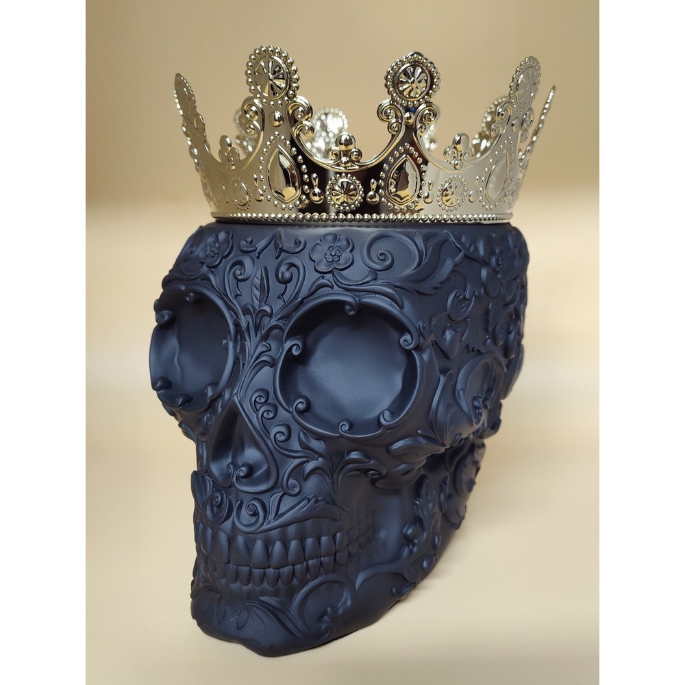NEW Bath and Body Works Skull King Gold Crown 3-Wick Candle Holder Halloween